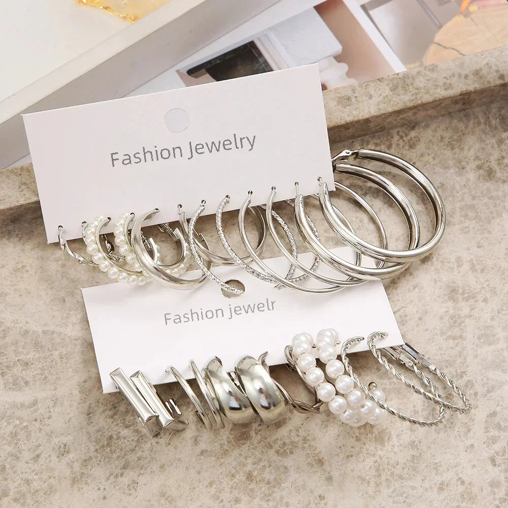 24-Piece Vintage Fashion Jewelry