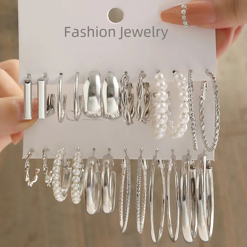 24-Piece Vintage Fashion Jewelry